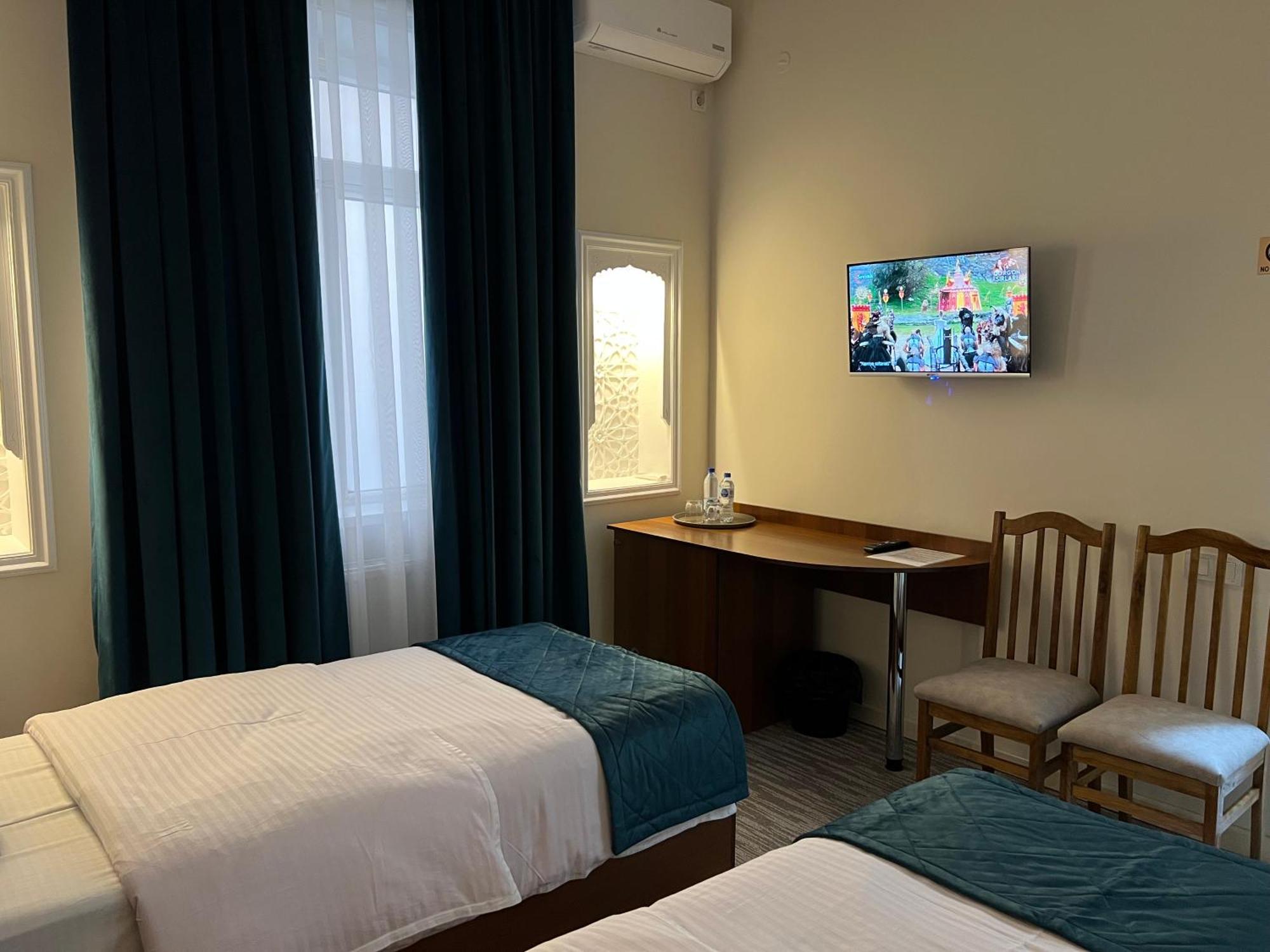 Hotel Shakhname Samarkand Bagian luar foto